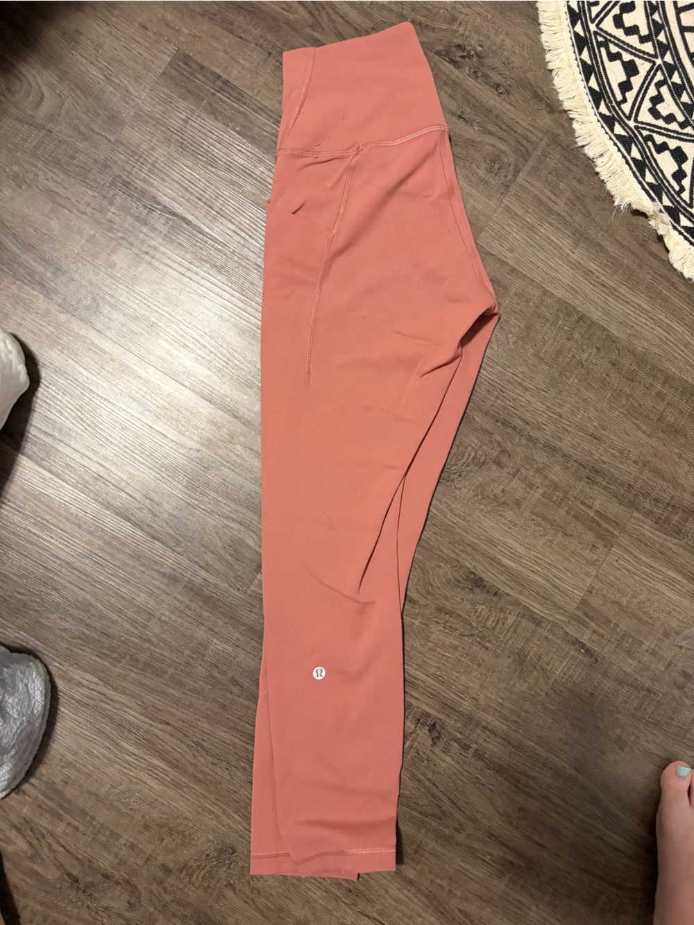 lululemon athletica wonder train with pockets